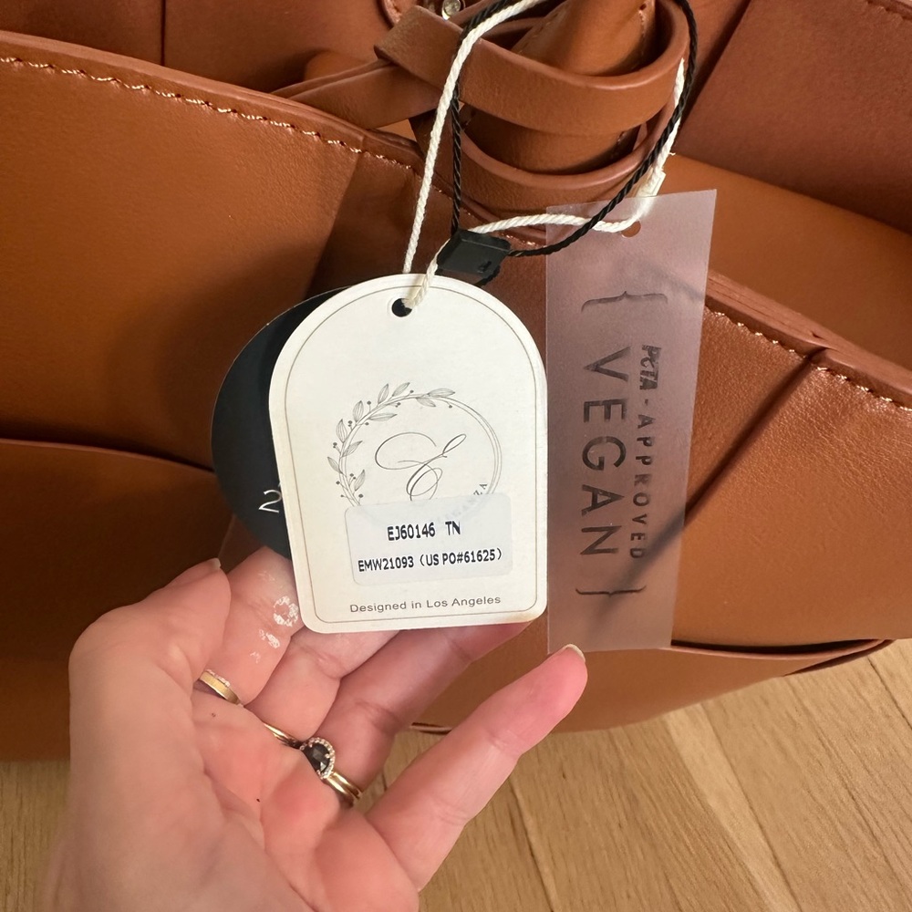 Brown woven tote-NWT